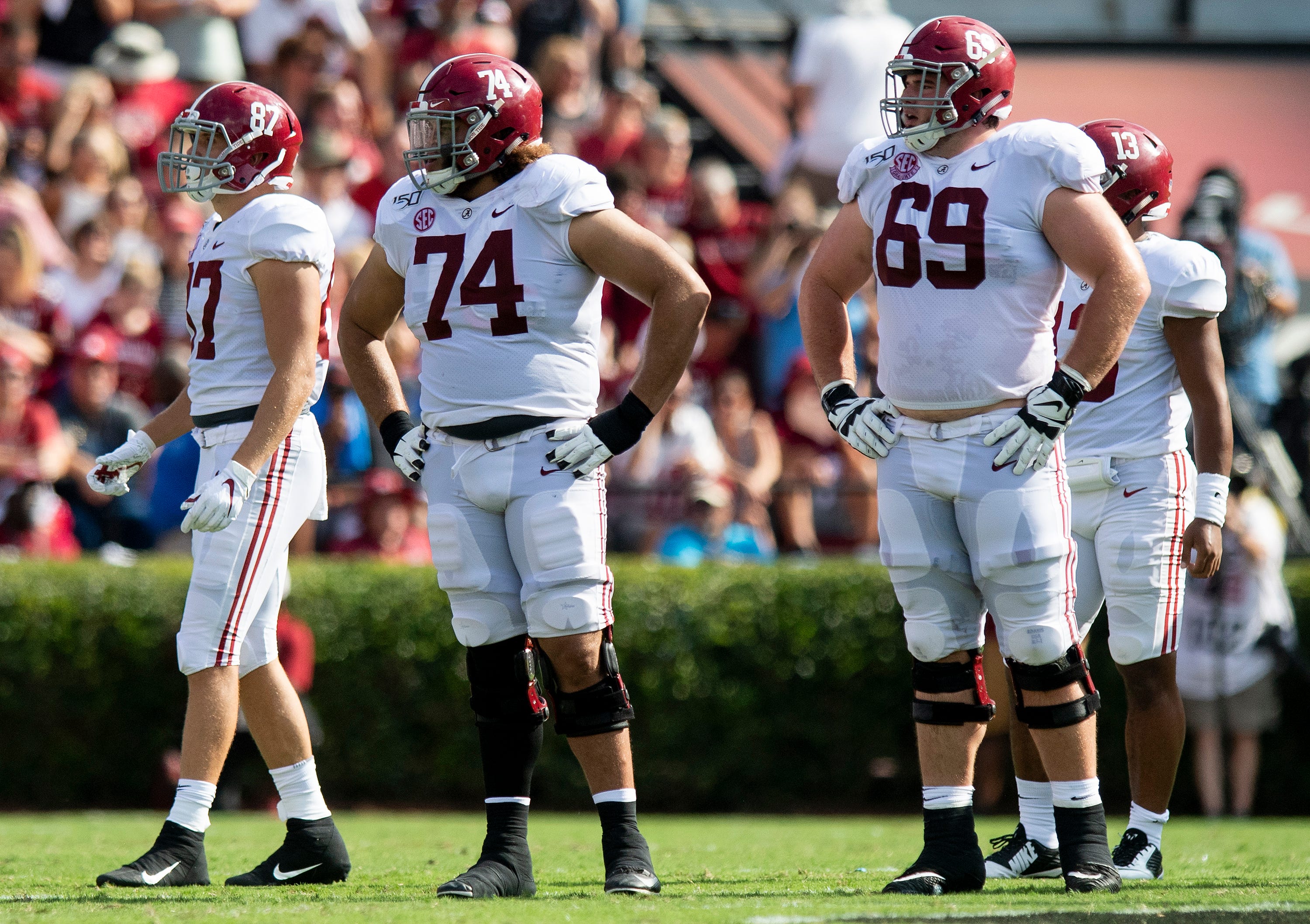 Alabama tight end Miller Forristall (87), offensive lineman Jedrick Wills, Jr., (74) and offensive lineman Landon Dickerson (69) against South Carolina at Williams-Brice Stadium in Columbia, S.C., on Saturday September 14, 2019.